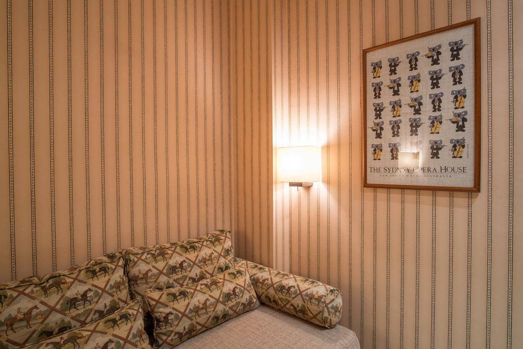 Apartaments Suites Sant Jordi Montbrió del Camp Exteriör bild